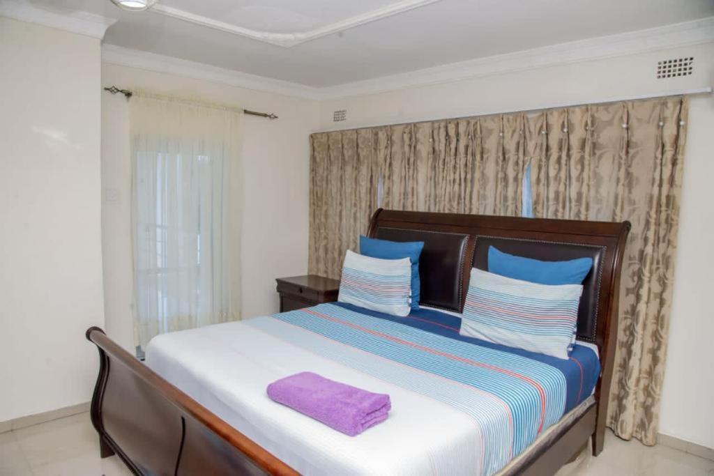 Royal Suites Apartments Lusaka Exteriör bild